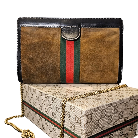 Gucci Handbags - GUCCI CLUTCH